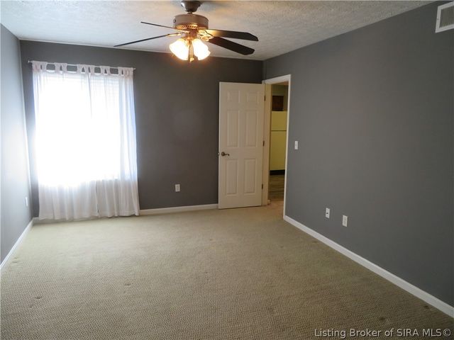 1710 New Albany-Chas Road 100 & 61G, Jeffersonville, IN 47130