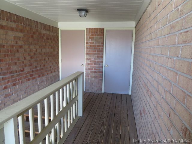 1710 New Albany-Chas Road 100 & 61G, Jeffersonville, IN 47130