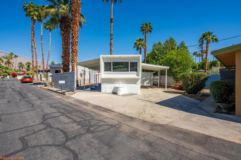 80 Jupiter Street, Palm Springs, CA 92264