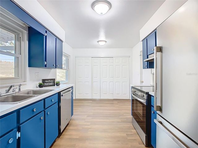 847 SHERWOOD DRIVE, Lake Wales, FL 33898