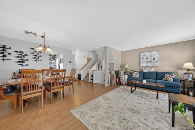 325 Cornwall Meadows Lane, Patterson, NY 12563