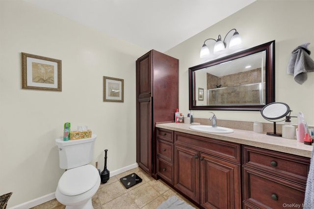 325 Cornwall Meadows Lane, Patterson, NY 12563