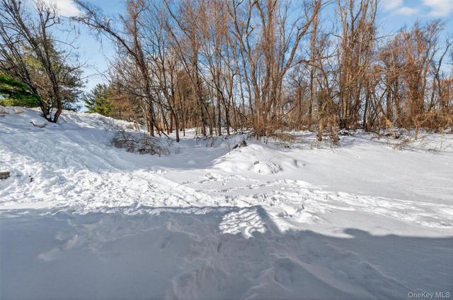 325 Cornwall Meadows Lane, Patterson, NY 12563