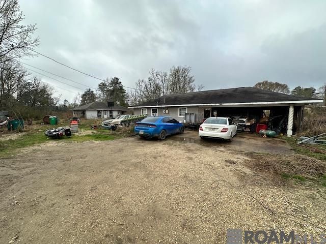 12270 Arnold Rd, Walker, LA 70785