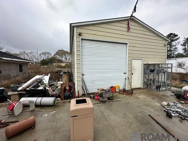 12270 Arnold Rd, Walker, LA 70785