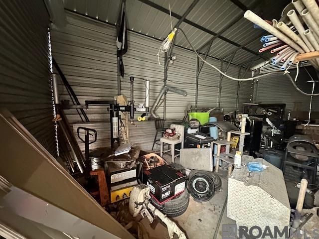 12270 Arnold Rd, Walker, LA 70785