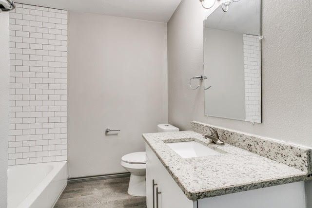 3324 Inwood Road, Dallas, TX 75235