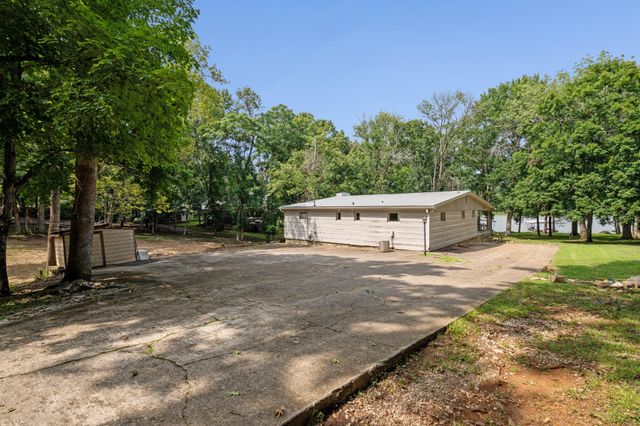 680 Gay Winds Dr, Mount Juliet, TN 37122