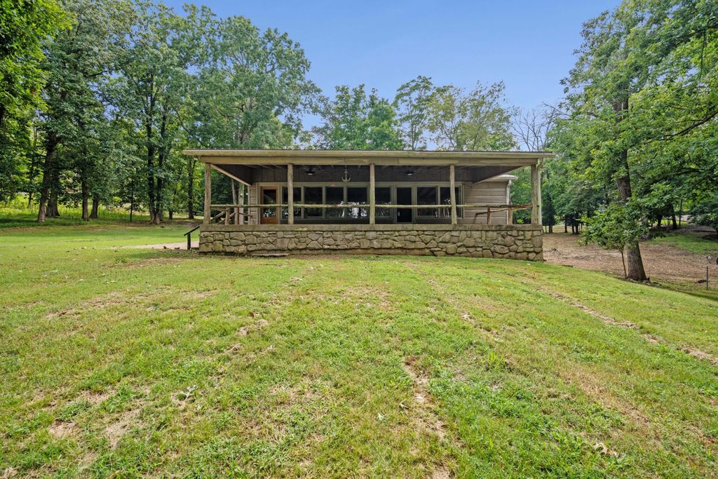 680 Gay Winds Dr, Mount Juliet, TN 37122