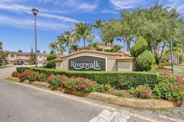 220 Riverwalk Cir, Sunrise, FL 33326