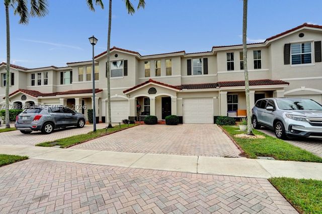 220 Riverwalk Cir, Sunrise, FL 33326