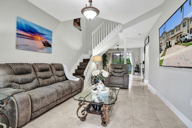 220 Riverwalk Cir, Sunrise, FL 33326