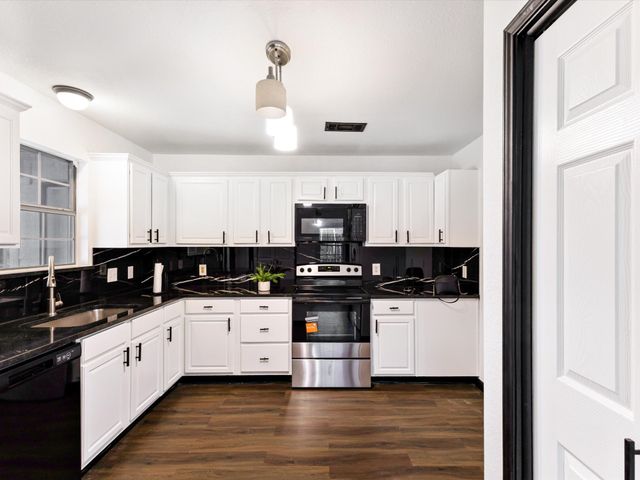 6437 henco dr Drive, Fort Worth, TX 76119