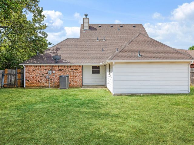 6437 henco dr Drive, Fort Worth, TX 76119