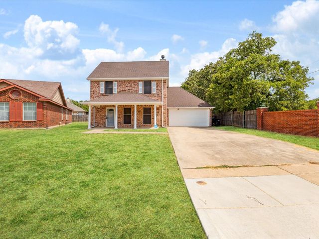6437 henco dr Drive, Fort Worth, TX 76119