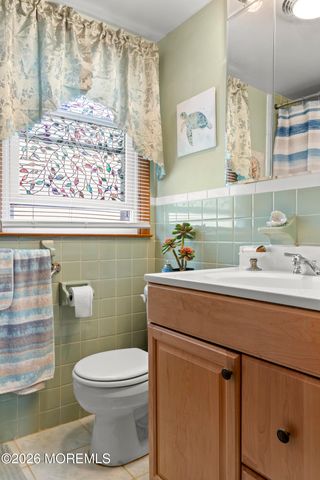 1147 Passaic Avenue, Linden, NJ 07036