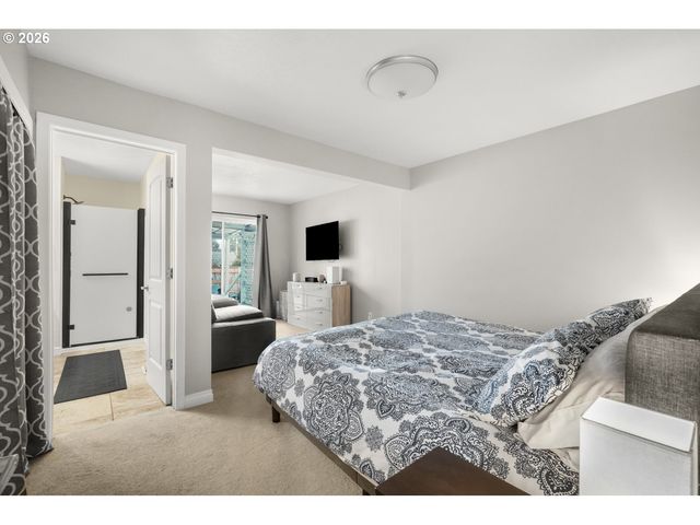 1411 DIVISION St, Oregon City, OR 97045