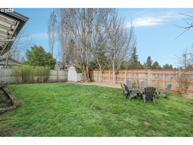 1411 DIVISION St, Oregon City, OR 97045