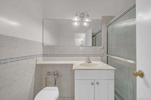 8710 149th Avenue 5F, Howard Beach, NY 11414