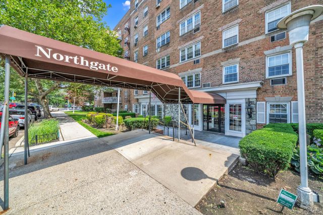 8710 149th Avenue 5F, Howard Beach, NY 11414