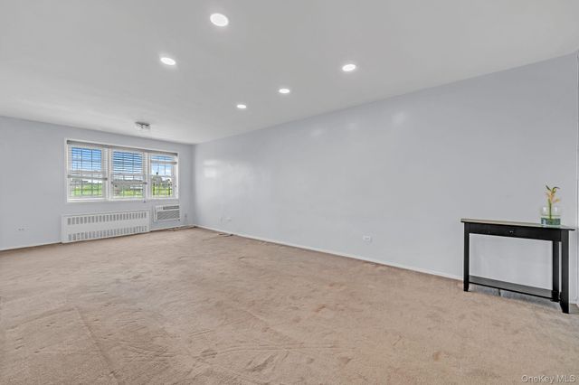 8710 149th Avenue 5F, Howard Beach, NY 11414