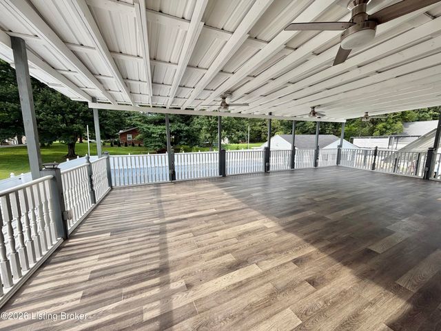 6709 Cooper Chapel Rd, Louisville, KY 40229