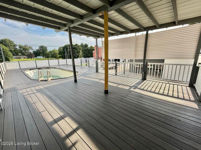 6709 Cooper Chapel Rd, Louisville, KY 40229