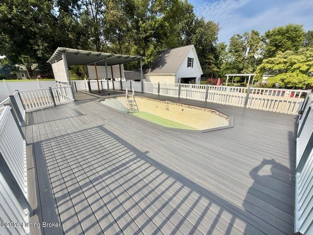 6709 Cooper Chapel Rd, Louisville, KY 40229