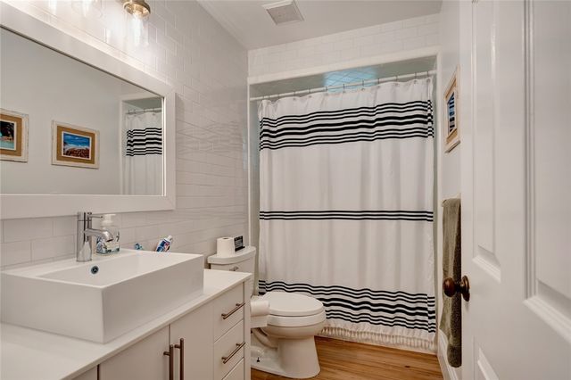 1024 Palmar De Ays Drive, Vero Beach, FL 32963