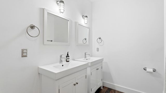 1225 4th Ave S Apt 114, Nashville, TN 37210