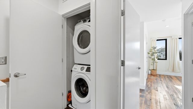 1225 4th Ave S Apt 114, Nashville, TN 37210