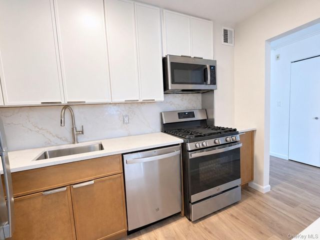 1035 E Boston Post Road E 1-5, Mamaroneck, NY 10543