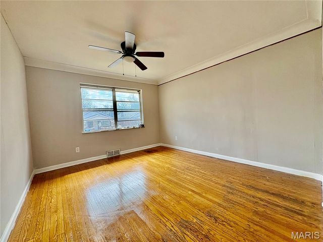 6100 Garesche Avenue, St Louis, MO 63136