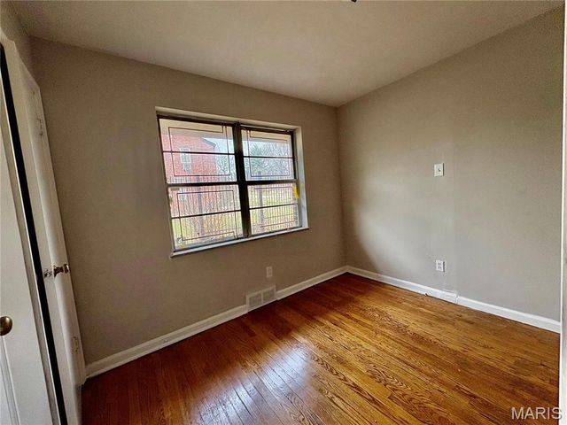 6100 Garesche Avenue, St Louis, MO 63136