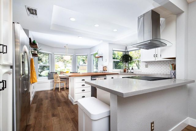 1830 Pebblewood Dr, Sacramento, CA 95833