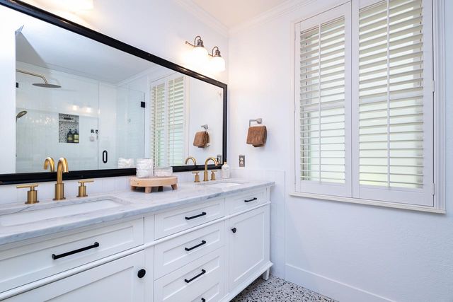 1830 Pebblewood Dr, Sacramento, CA 95833