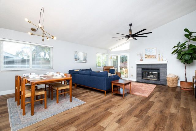 1830 Pebblewood Dr, Sacramento, CA 95833