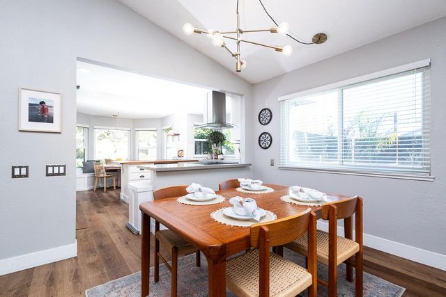 1830 Pebblewood Dr, Sacramento, CA 95833