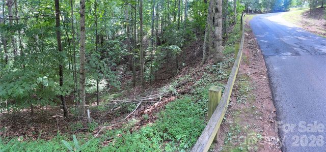 000 Barebridge Drive 13&15, Burnsville, NC 28714