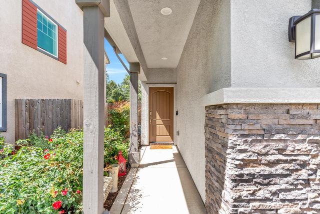 2809 Hawaiian Petrel Ave, Modesto, CA 95355