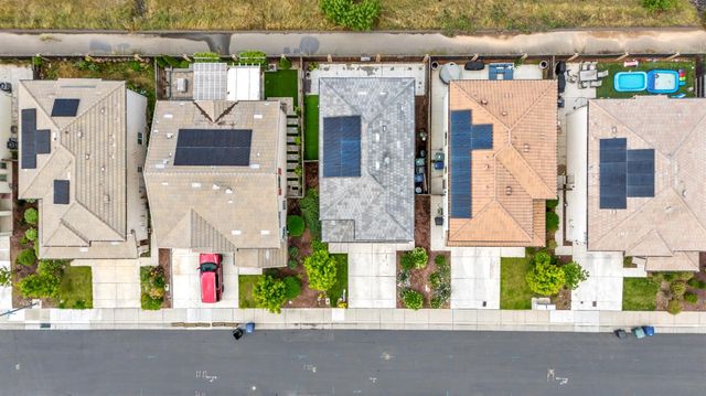 2809 Hawaiian Petrel Ave, Modesto, CA 95355