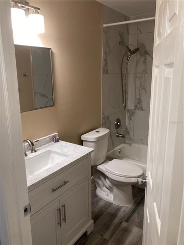 3588 MERIDEN AVENUE B, Oldsmar, FL 34677