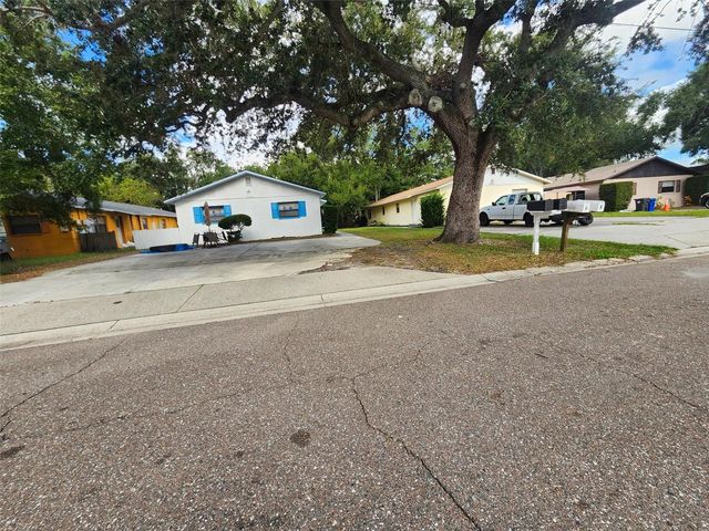 3588 MERIDEN AVENUE B, Oldsmar, FL 34677