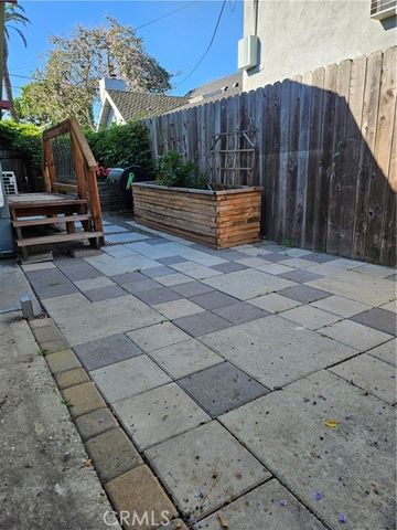 2439 E 6th, Long Beach, CA 90814