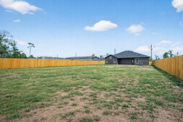 1042 Gazing Pine Street, Huffman, TX 77336