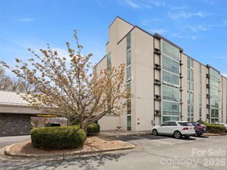 647 Town Mountain Road 612, Asheville, NC 28804