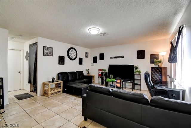 4300 North Lamont Street 243, Las Vegas, NV 89115