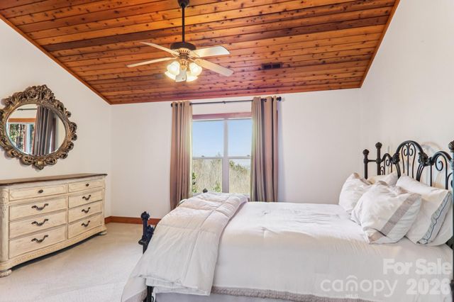 266 Lost Mine Trail, Brevard, NC 28712