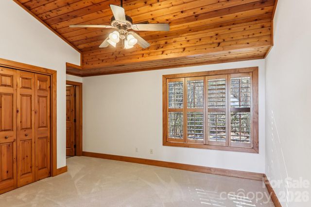 266 Lost Mine Trail, Brevard, NC 28712