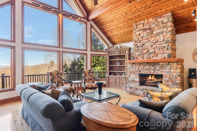 266 Lost Mine Trail, Brevard, NC 28712